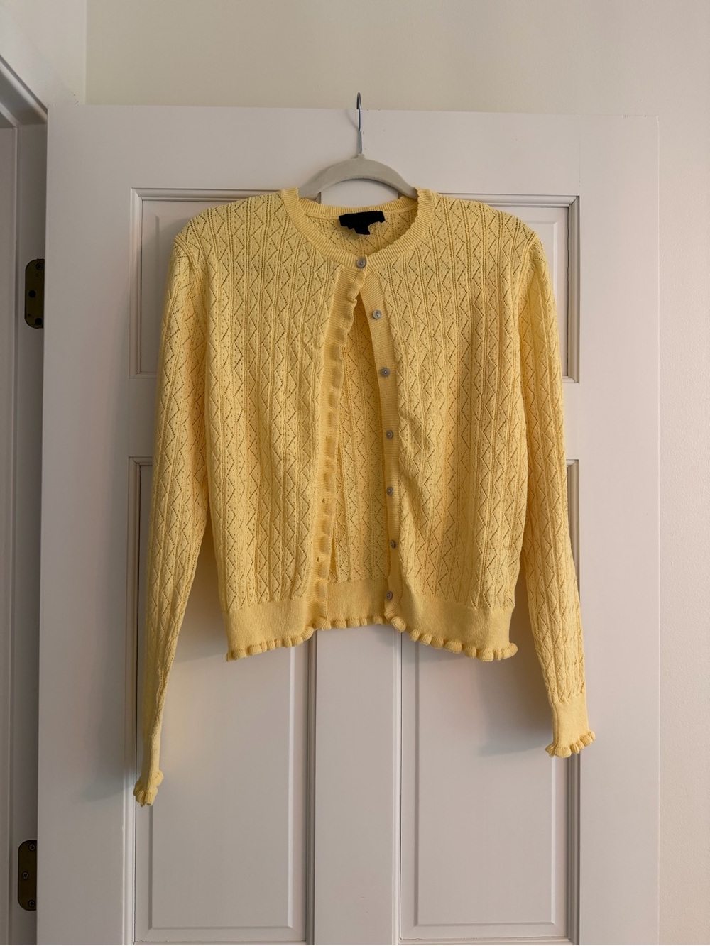 Zara Pale Yellow Knit Cardigan with Scalloped Trim - Picture 2 of 4